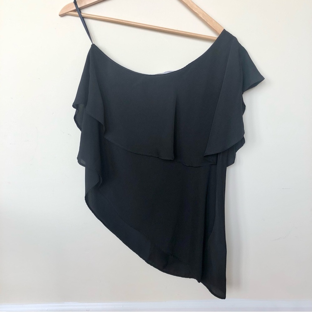 BCBG Generation one shoulder ruffle asymmetric blouse in black size 4 - Picture 6 of 6